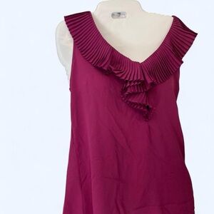 Ann Taylor Pink sleeveless blouse with ruffle collar and pleated details LP